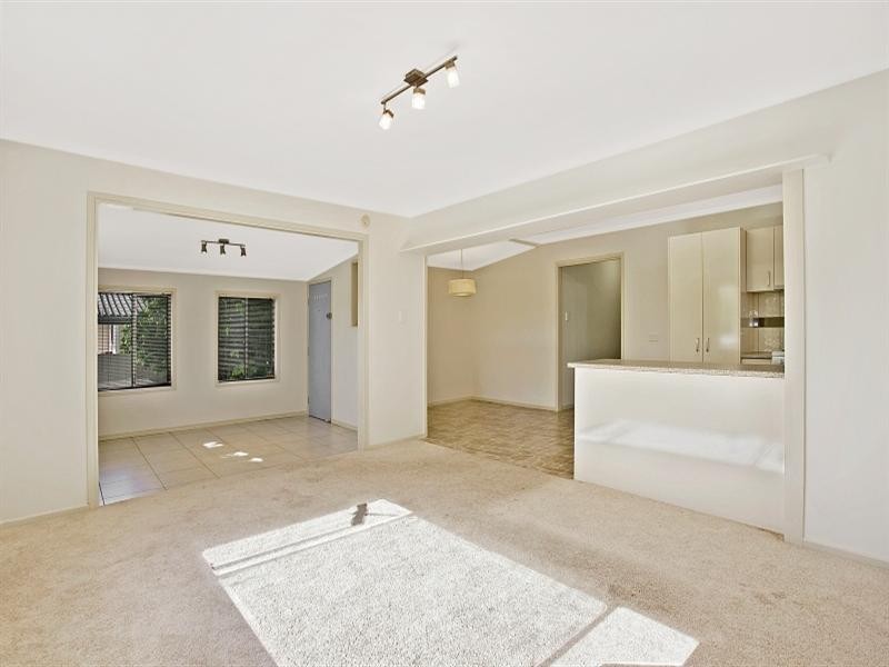37 Lawson Street, Oxley QLD 4075