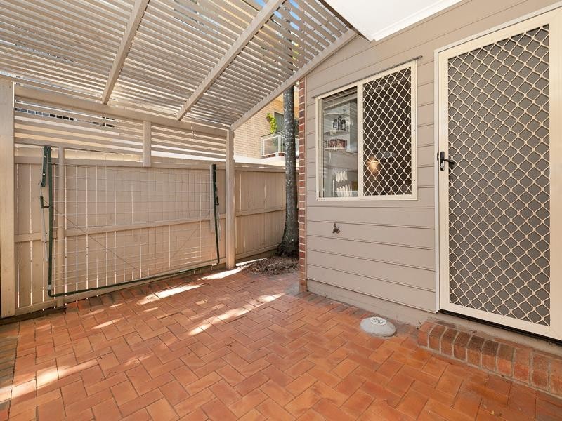 1/40 Yeronga Street, Yeronga QLD 4104