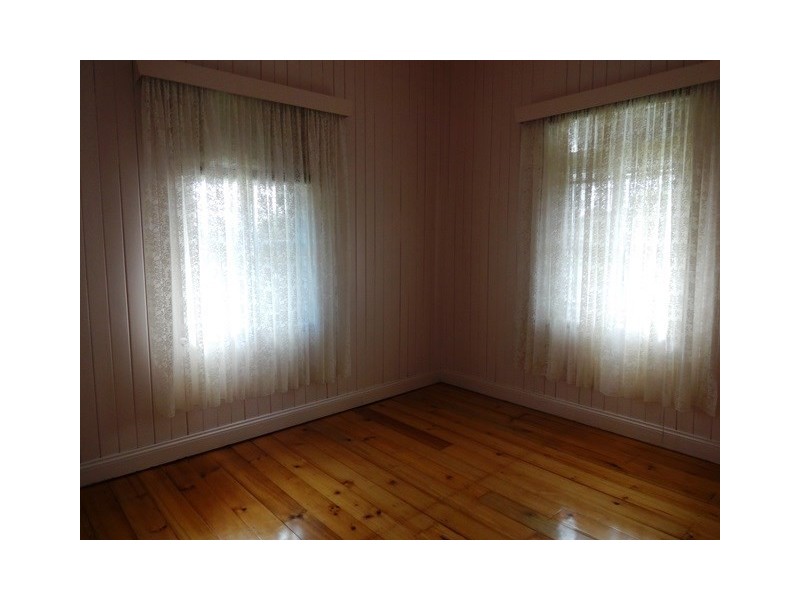 31 Central Avenue, Sherwood QLD 4075