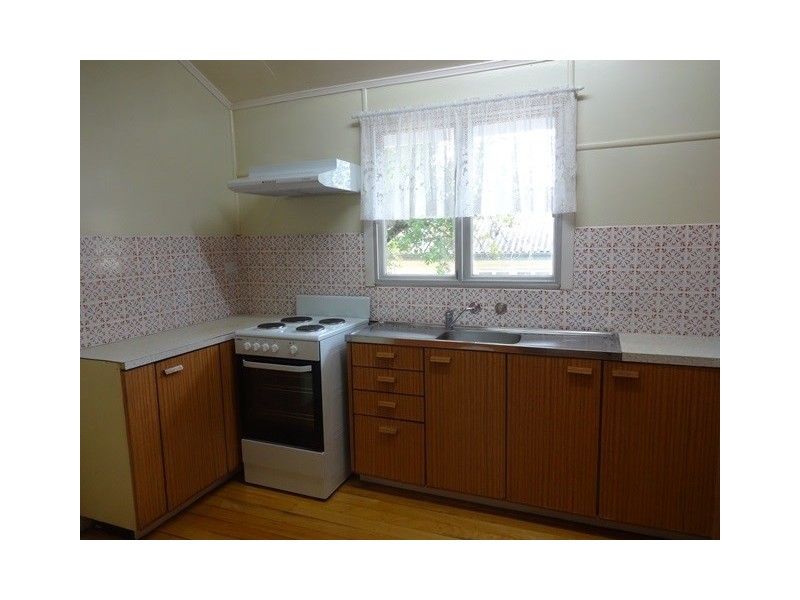 31 Central Avenue, Sherwood QLD 4075