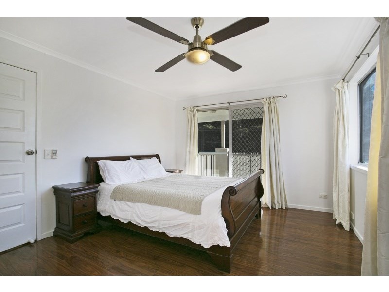 331 Cliveden Avenue, Oxley QLD 4075