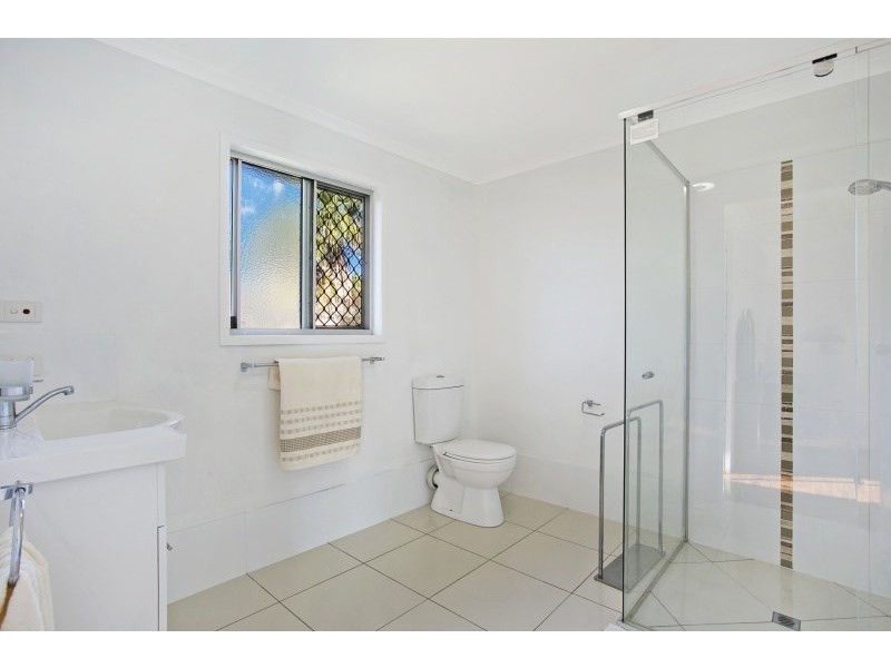 331 Cliveden Avenue, Oxley QLD 4075