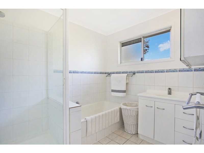 331 Cliveden Avenue, Oxley QLD 4075