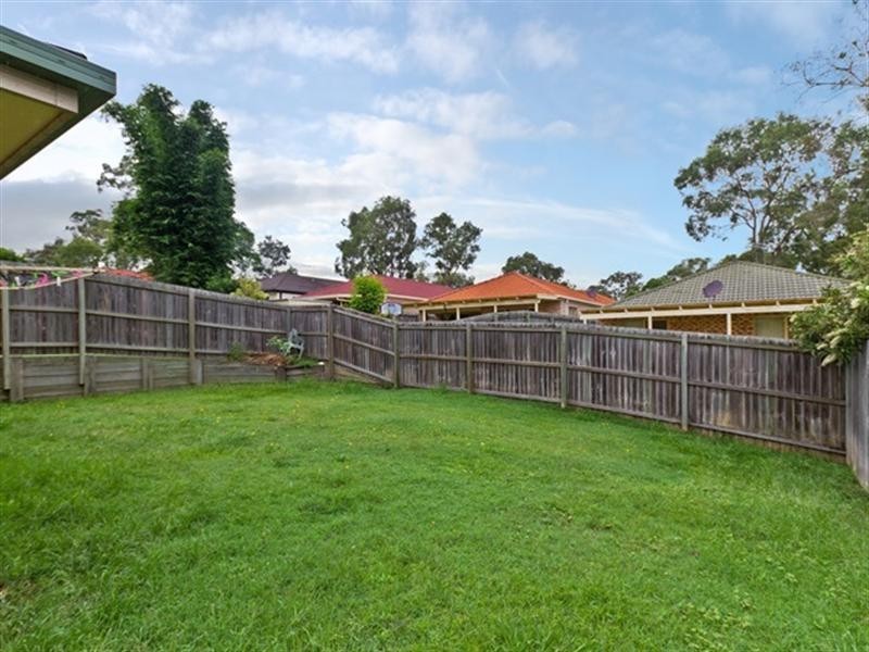 8 Mingela Place, Forest Lake QLD 4078