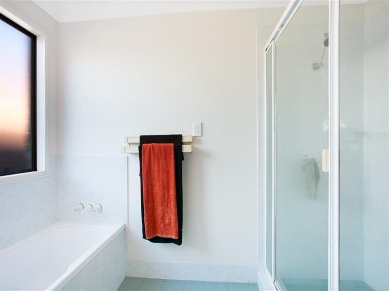 17 Florence Place, Oxley QLD 4075