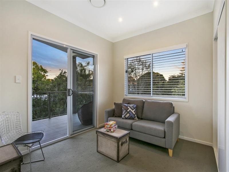 39 Lance Street, Sherwood QLD 4075