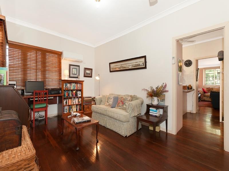 43 Stephenson Street, Oxley QLD 4075