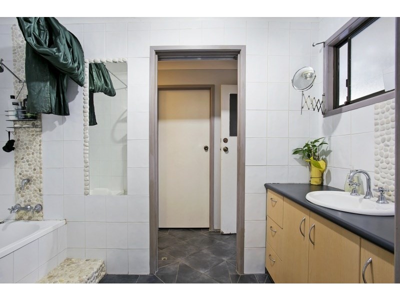 4 Durwun Close, Durack QLD 4077