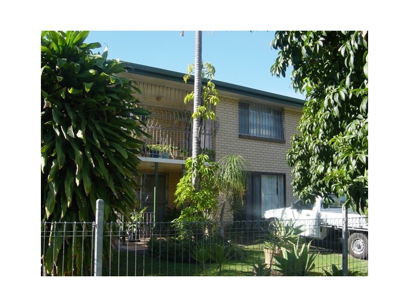 8 Deniven Street, Corinda QLD 4075