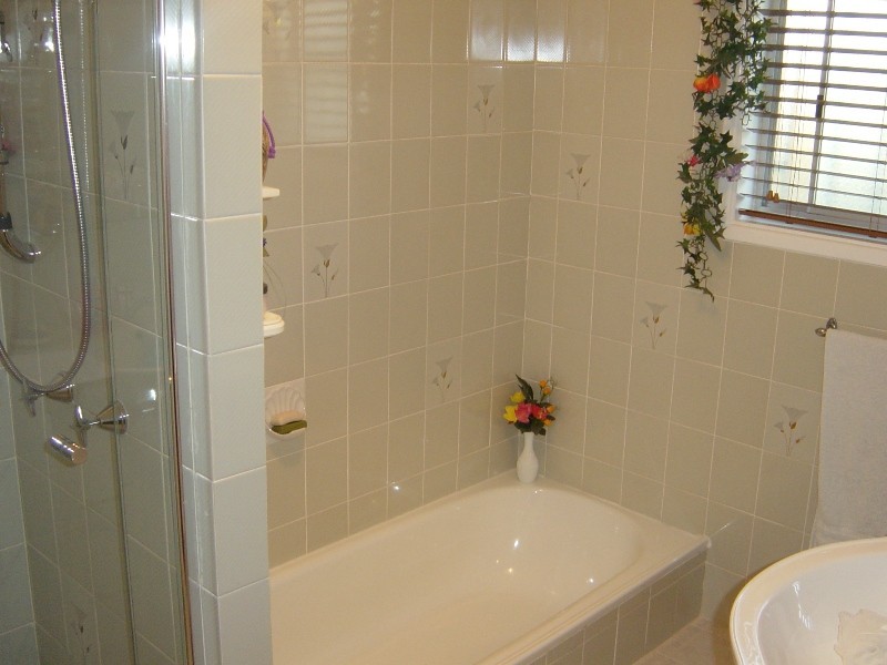 8 Deniven Street, Corinda QLD 4075