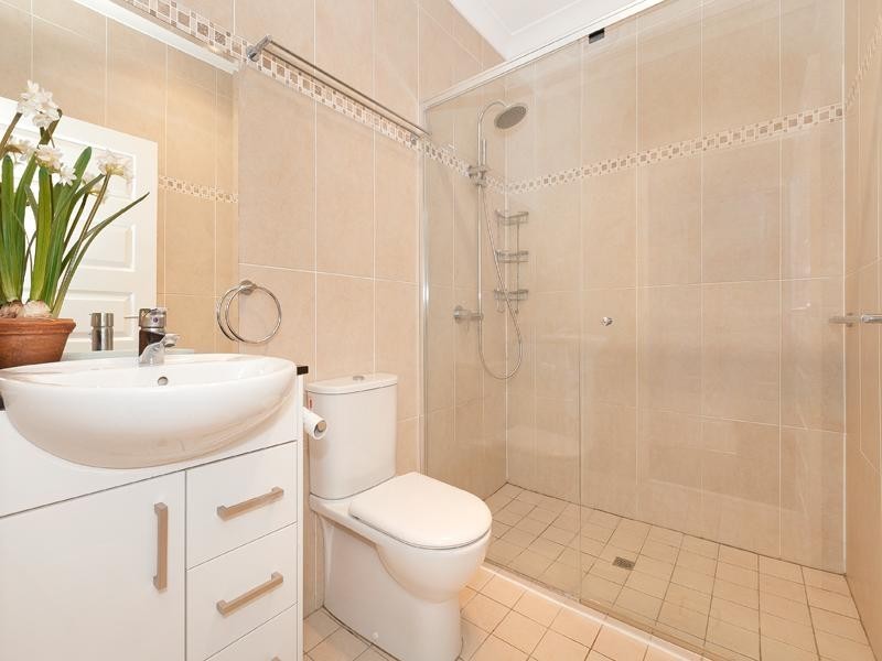 25 Coleman Street, Graceville QLD 4075