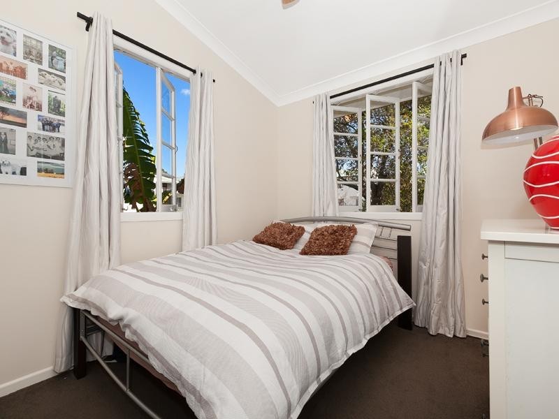 25 Coleman Street, Graceville QLD 4075