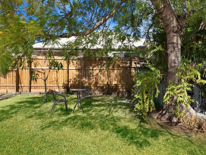 75 Graceville Avenue, Graceville QLD 4075