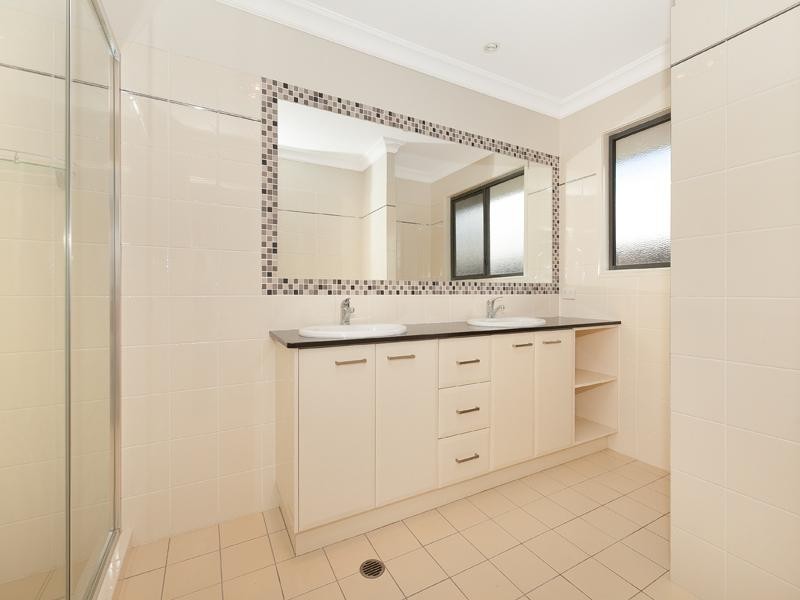 281 Verney Road East, Graceville QLD 4075