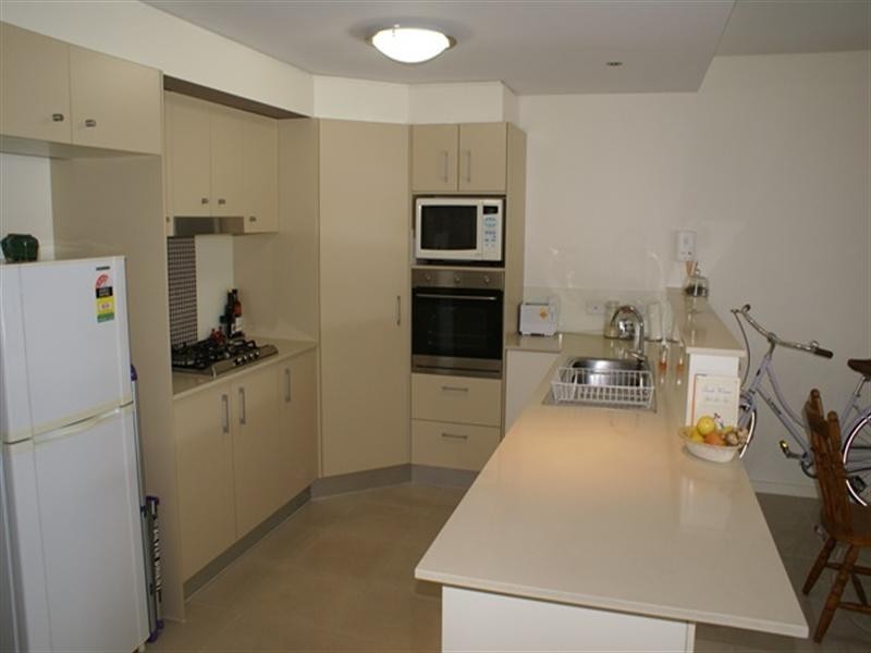 11/327 Verney Road East, Graceville QLD 4075