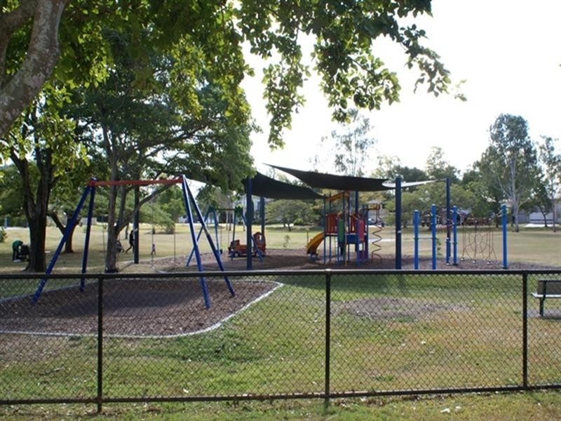 11/327 Verney Road East, Graceville QLD 4075