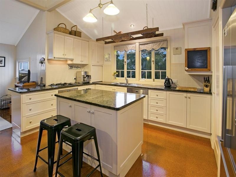 24 Kenilworth Street, Sherwood QLD 4075