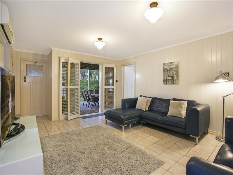 24 Kenilworth Street, Sherwood QLD 4075