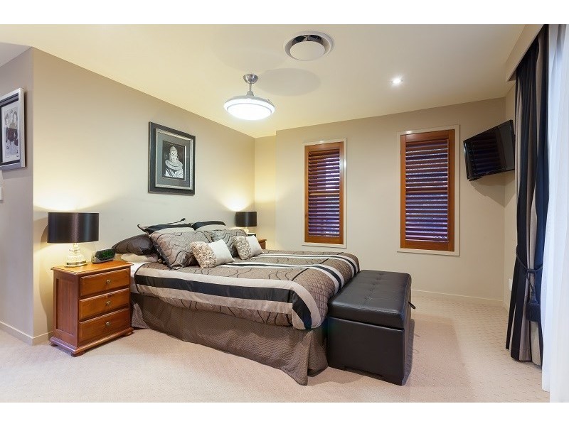 120 Hilda Street, Corinda QLD 4075