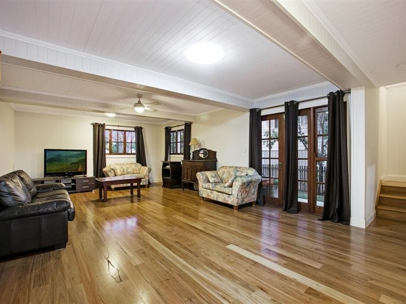 45 Graceville Avenue, Graceville QLD 4075