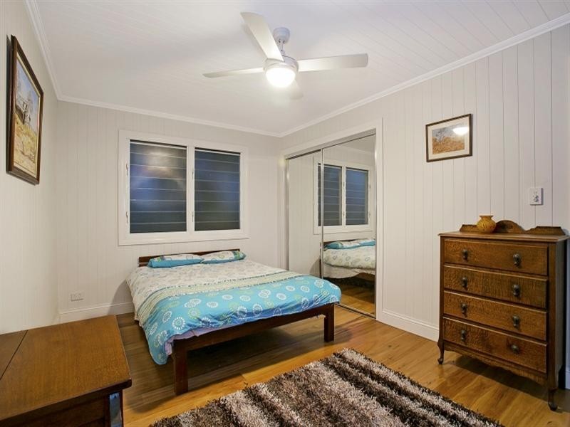 45 Graceville Avenue, Graceville QLD 4075