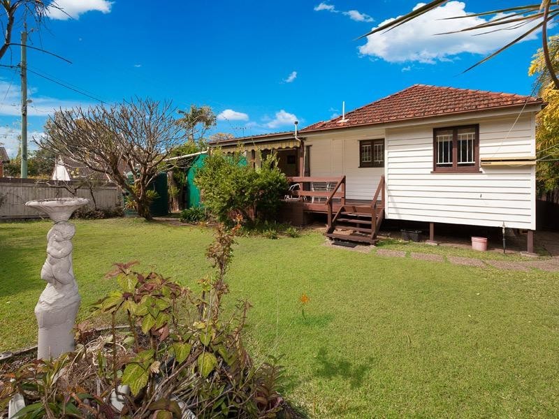 43 Victoria Avenue, Chelmer QLD 4068