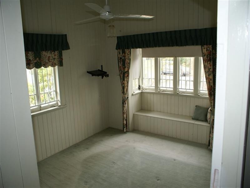 16 Scott Street, Corinda QLD 4075