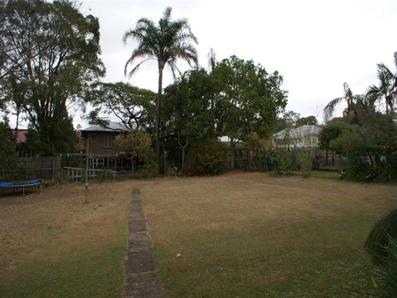 16 Scott Street, Corinda QLD 4075