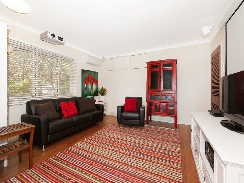 163 Clara Street, Corinda QLD 4075