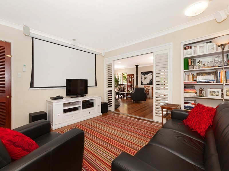 163 Clara Street, Corinda QLD 4075