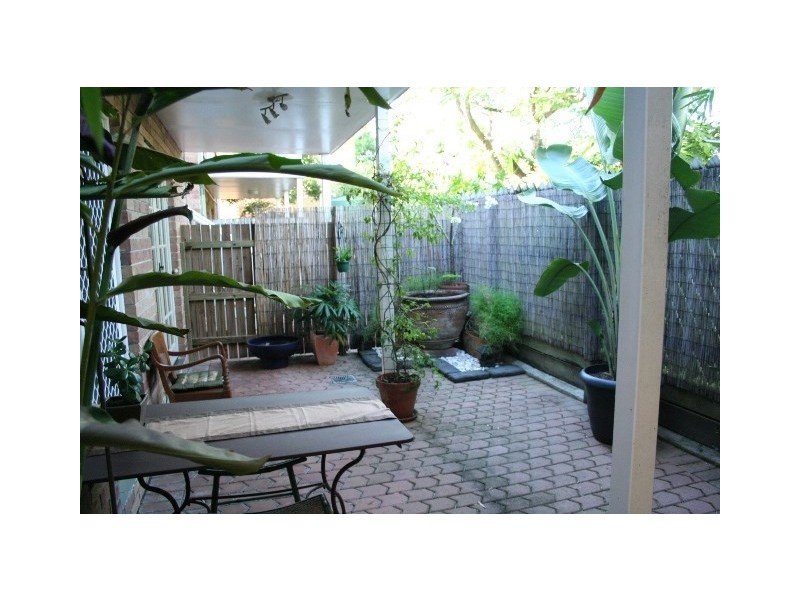 2/31 Hood Street, Sherwood QLD 4075