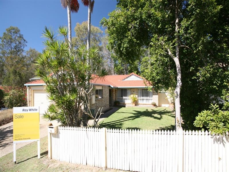 5 Naldham Close, Forest Lake QLD 4078