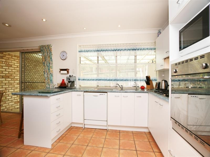 5 Naldham Close, Forest Lake QLD 4078