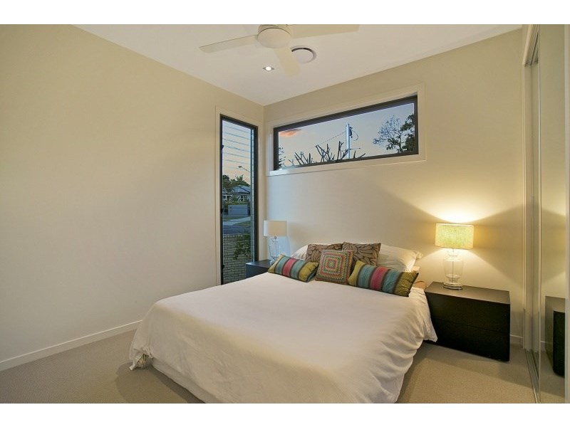 35 Rome Street North, Yeronga QLD 4104