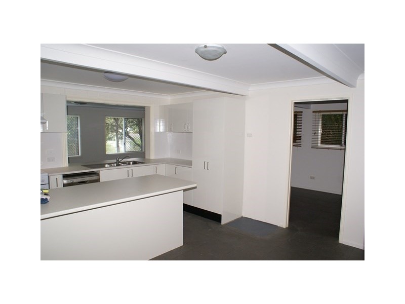 10 Hindon Street, Corinda QLD 4075