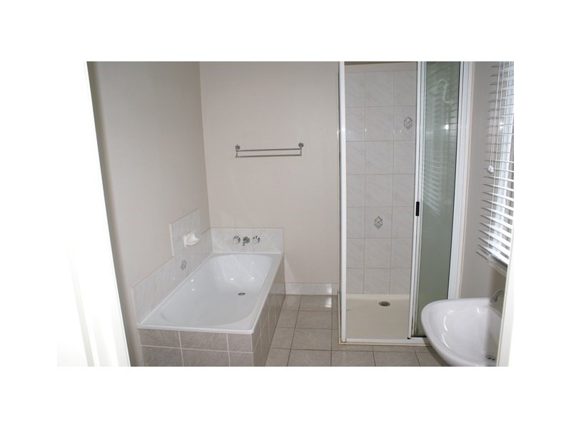 10 Hindon Street, Corinda QLD 4075