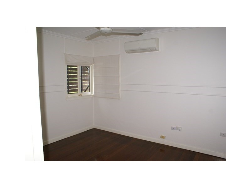 10 Hindon Street, Corinda QLD 4075