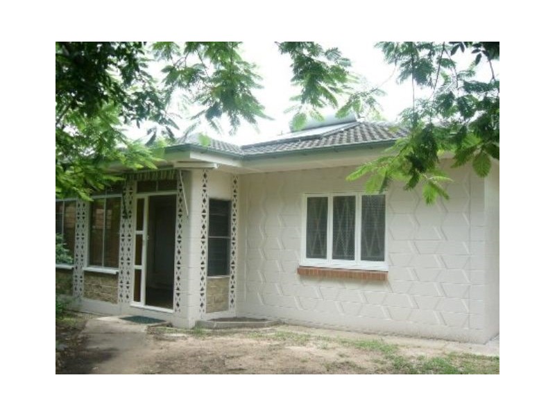 48 Cook Street, Oxley QLD 4075