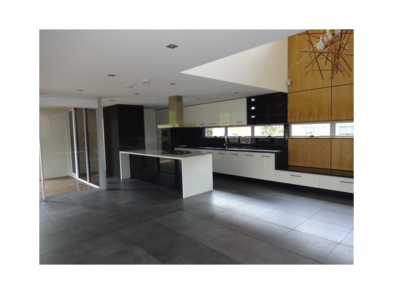 57 White Street, Graceville QLD 4075