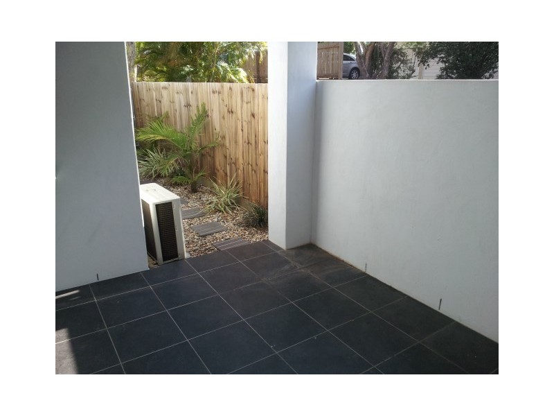 17a Skew Street, Sherwood QLD 4075