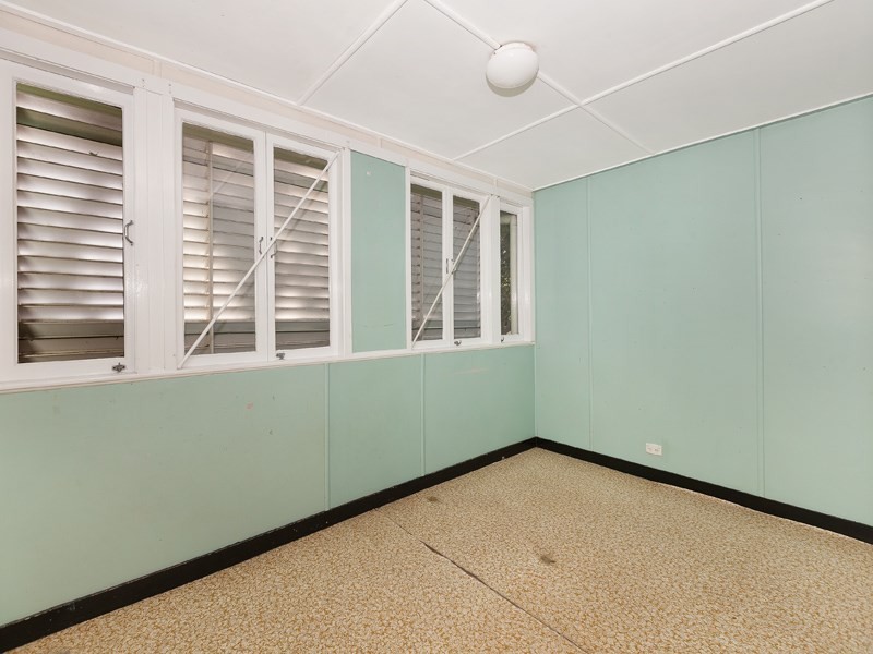 29 Thomas Street, Sherwood QLD 4075