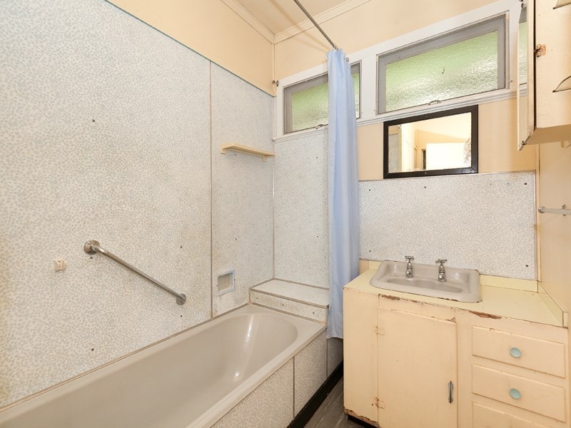 29 Thomas Street, Sherwood QLD 4075