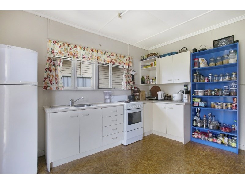 46 Central Avenue, Sherwood QLD 4075