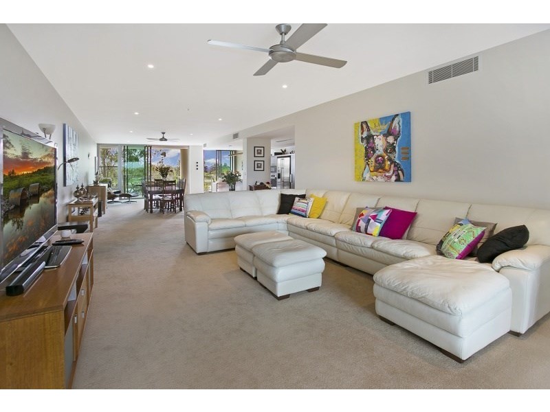 4206/205 King Arthur Terrace, Tennyson QLD 4105