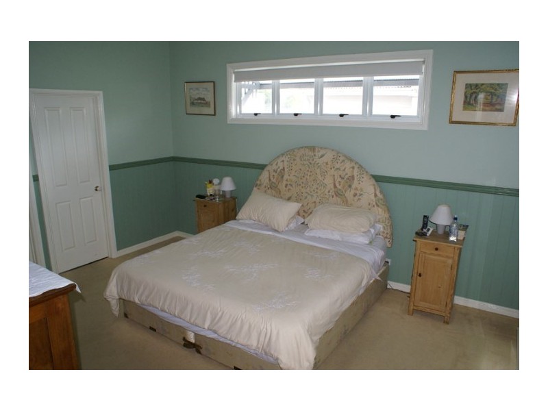 187 Verney Road East, Graceville QLD 4075