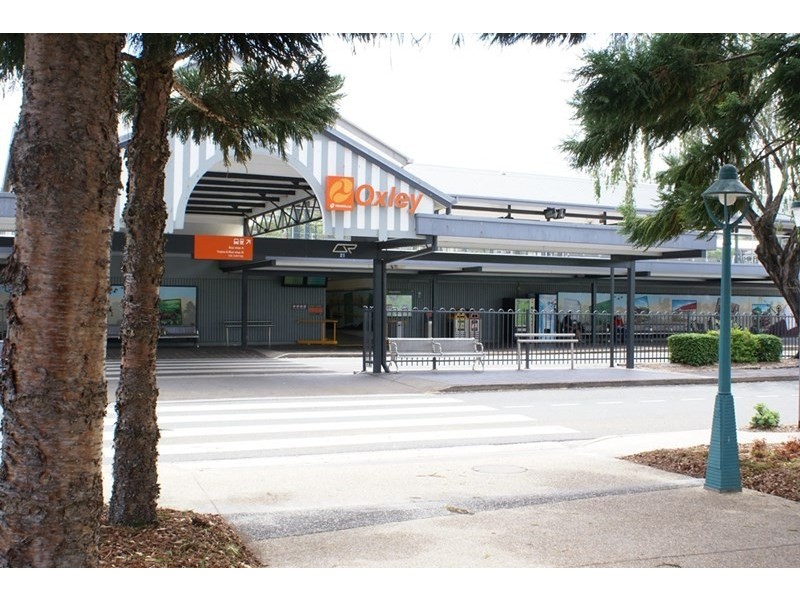 36 Lucock Street, Oxley QLD 4075