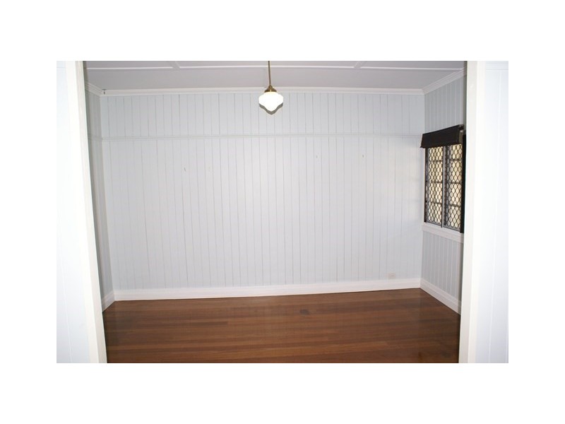 64 Clara Street, Corinda QLD 4075