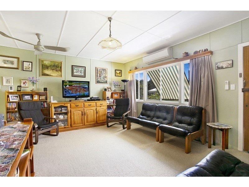 80 Blackheath Road, Oxley QLD 4075