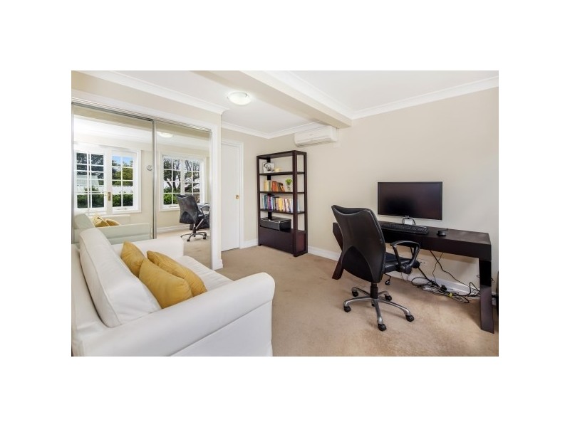 17 Rhyndarra Street, Yeronga QLD 4104