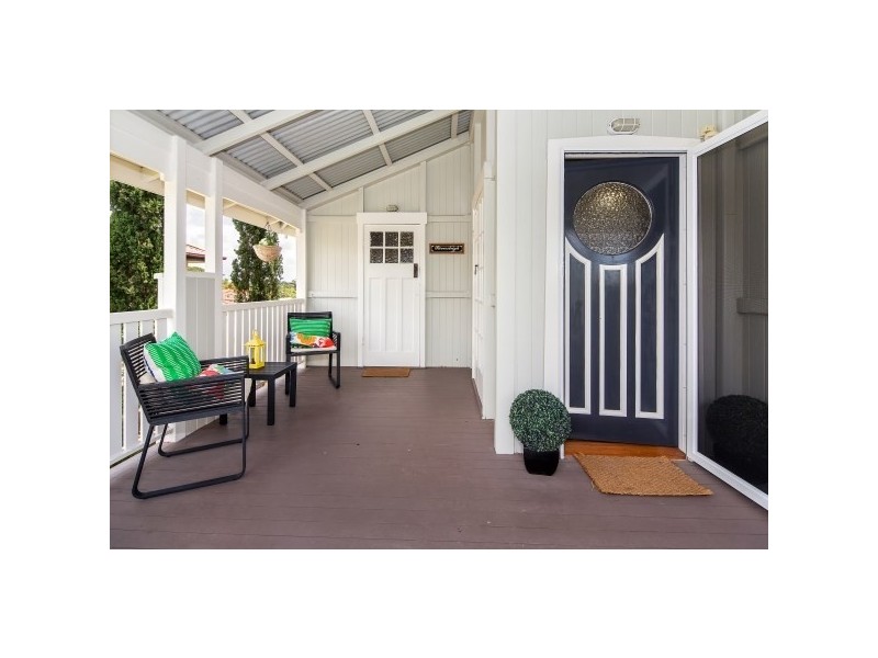 17 Rhyndarra Street, Yeronga QLD 4104